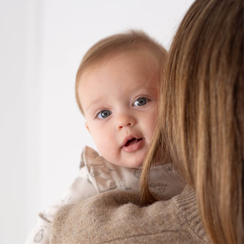 Cuidado de la piel atópica en bebés: consejos y ropa adecuada